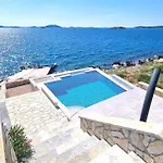Front In Casa vacanze *