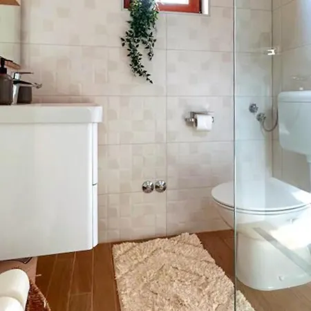 2 Bedroom Cozy In * Tkon