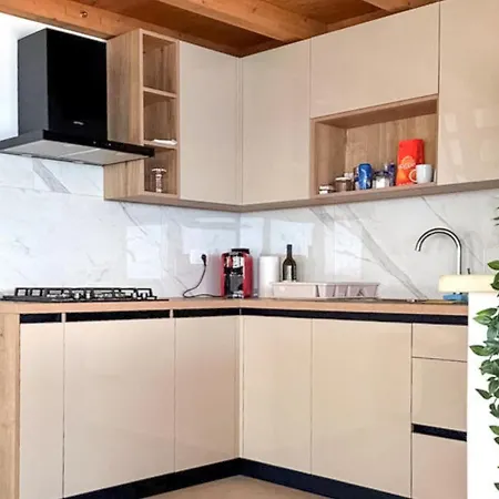 2 Bedroom Cozy In 펜션 *