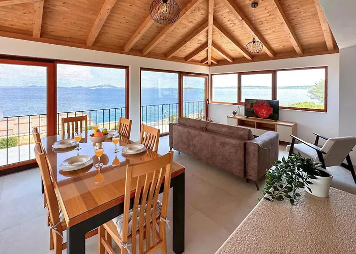 2 Bedroom Cozy In Vakantiehuis *