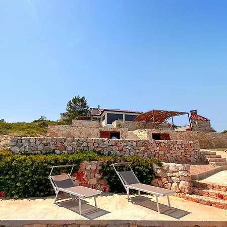 2 Bedroom Cozy In * Tkon